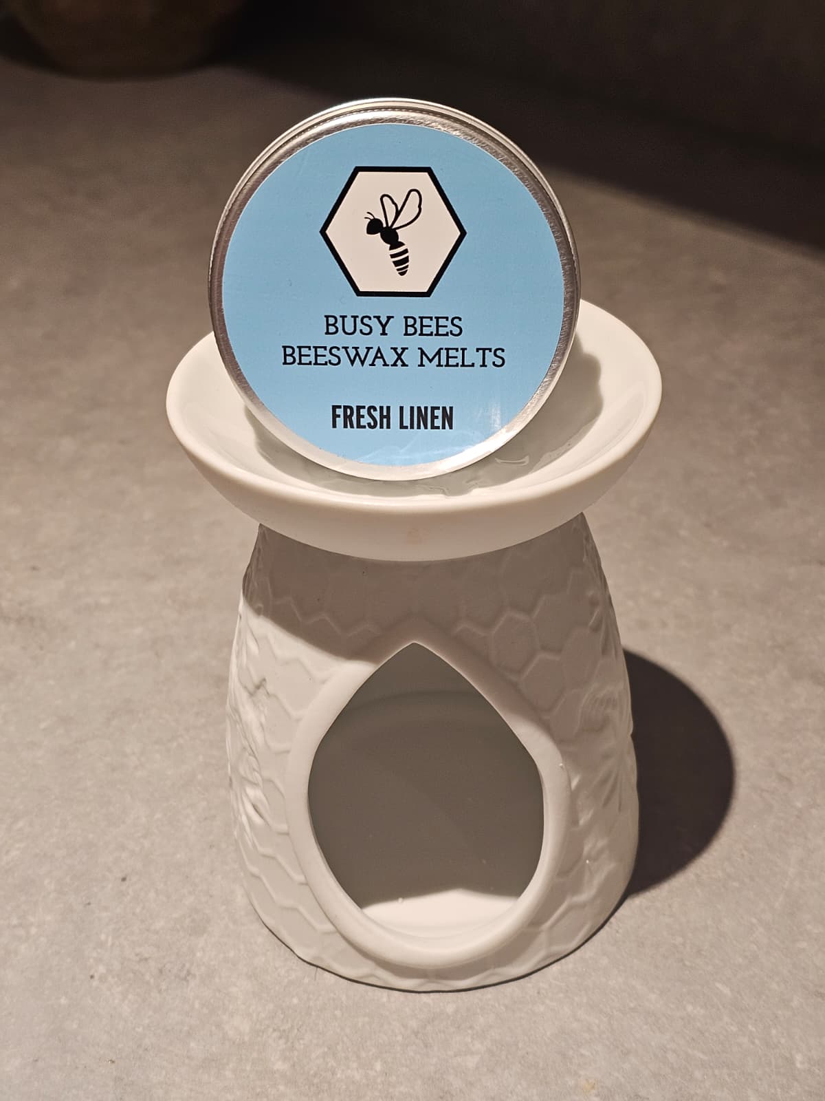 Tea Light Burners with Fresh Linen Wax Melts