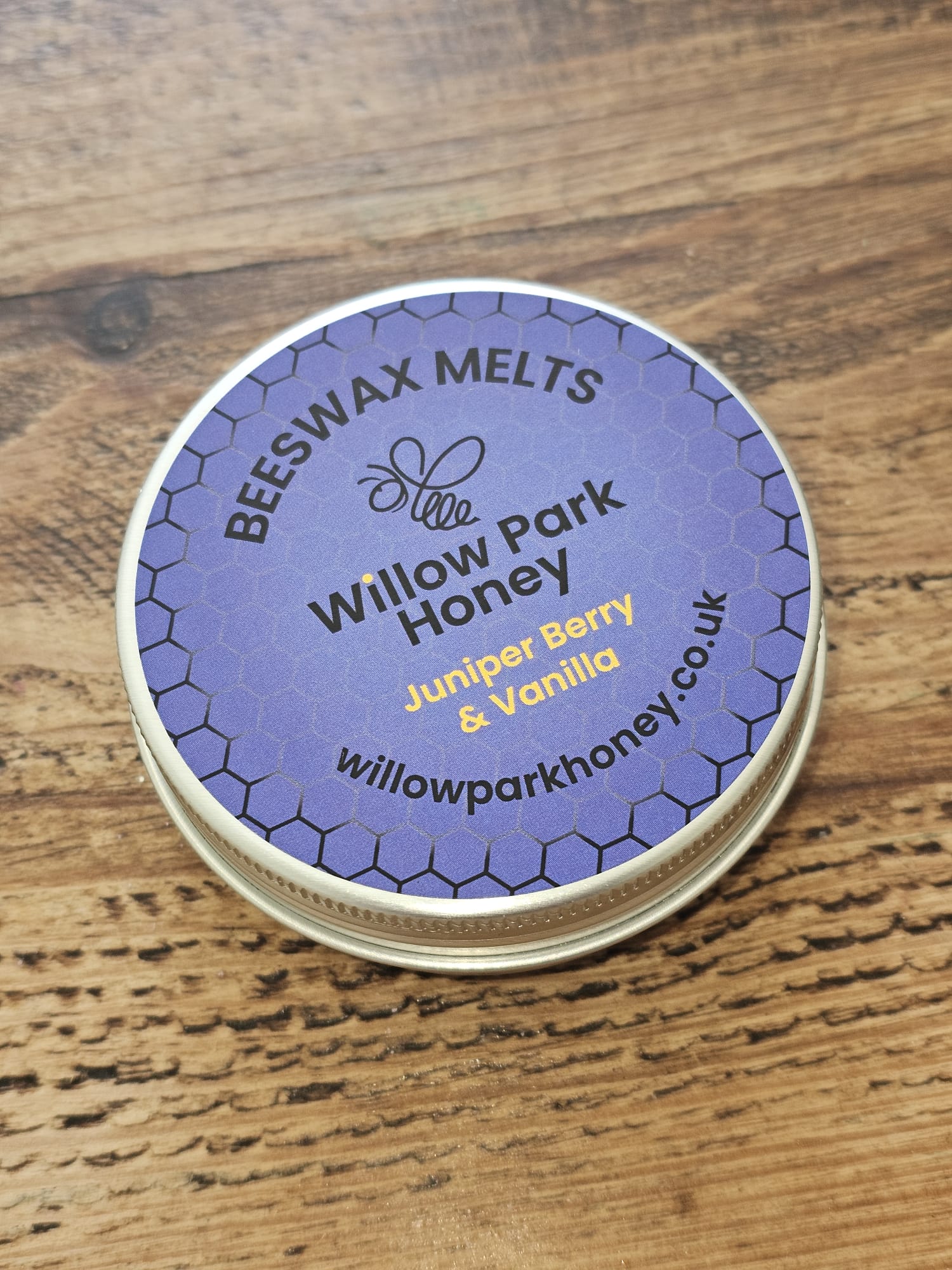 Luxury BeeWax Melts in Juniper Berry & Vanilla